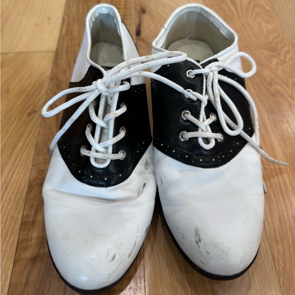 Funtasma Black and White Oxford Saddle Shoes womens 7 - Picture 1 of 8